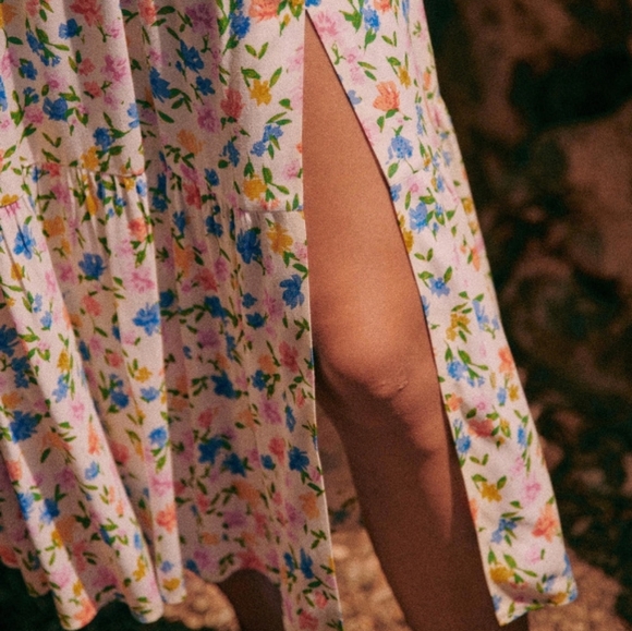 Sezane Tammie Skirt in Pastel Mini Flowers size 34 - Picture 5 of 11